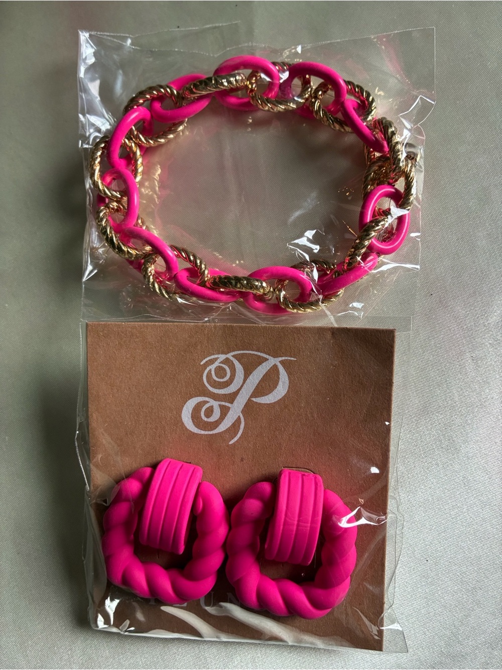 Plunder Hot Pink and Gold Chain Link Bracelet